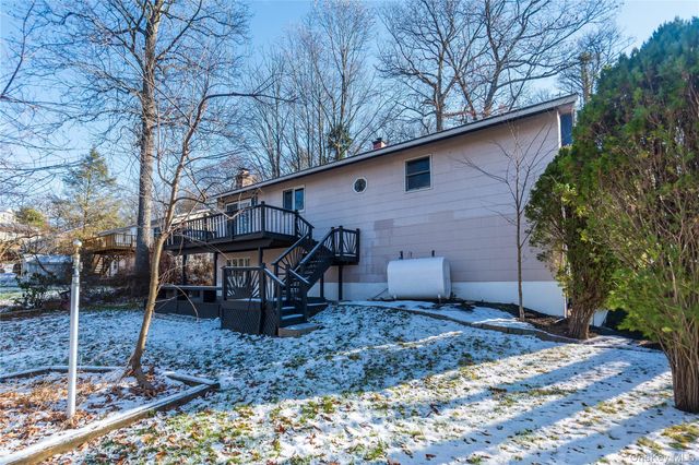 135 E Shore Road, Greenwood Lake, NY 10925