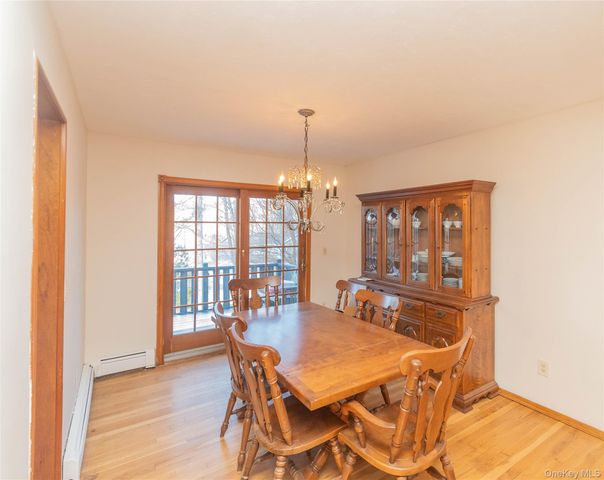 135 E Shore Road, Greenwood Lake, NY 10925