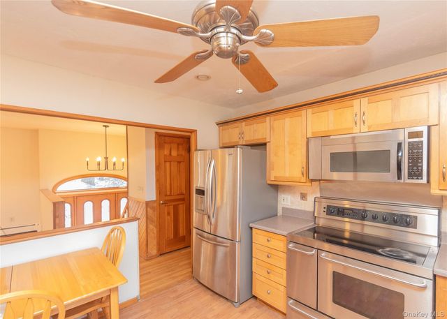 135 E Shore Road, Greenwood Lake, NY 10925