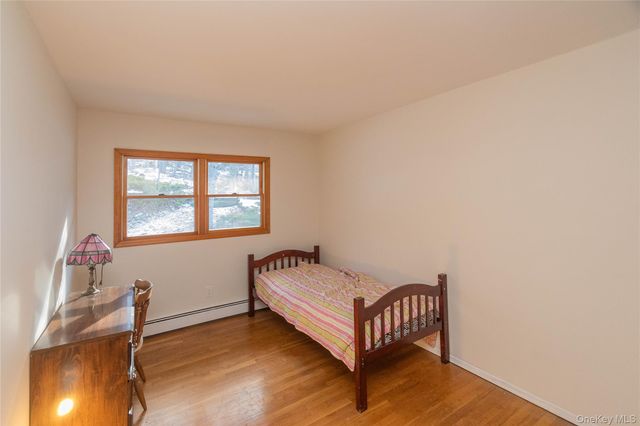 135 E Shore Road, Greenwood Lake, NY 10925