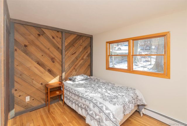 135 E Shore Road, Greenwood Lake, NY 10925