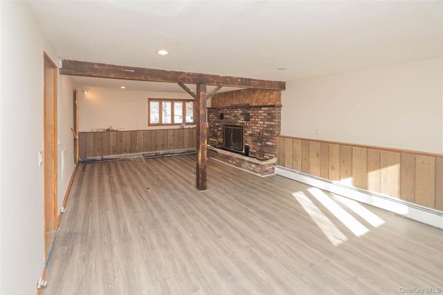 135 E Shore Road, Greenwood Lake, NY 10925