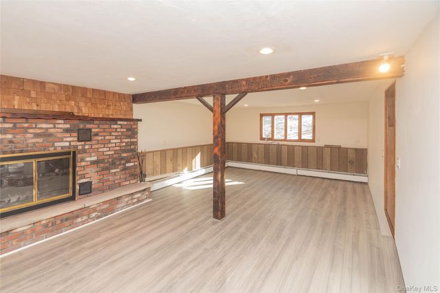 135 E Shore Road, Greenwood Lake, NY 10925