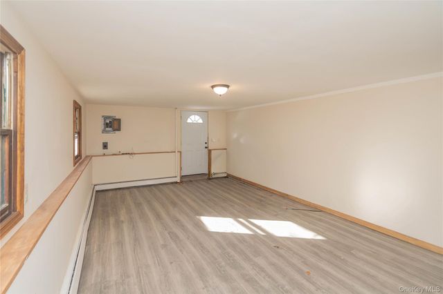 135 E Shore Road, Greenwood Lake, NY 10925