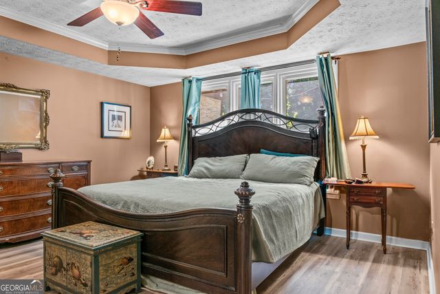 3075 Oak Meadow Drive, Snellville, GA 30078