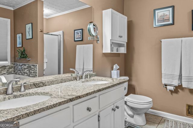 3075 Oak Meadow Drive, Snellville, GA 30078