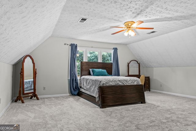 3075 Oak Meadow Drive, Snellville, GA 30078