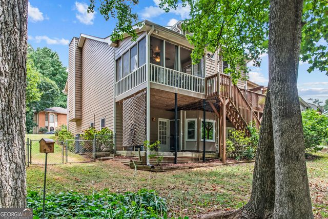 3075 Oak Meadow Drive, Snellville, GA 30078