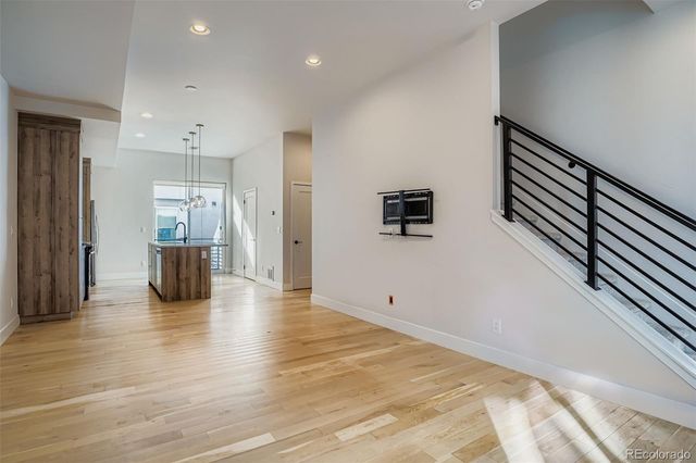 3037 W 19th Avenue, Denver, CO 80204