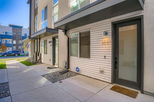3037 W 19th Avenue, Denver, CO 80204