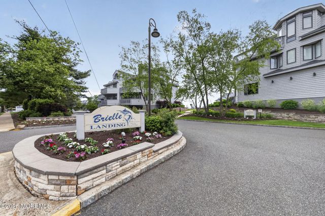 105 Ashley Avenue, Brielle, NJ 08730