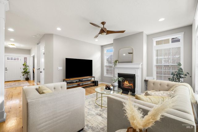 5377 W Parsons Drive, Boise, ID 83714