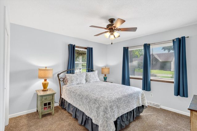 711 N 13th Street, Ozark, MO 65721