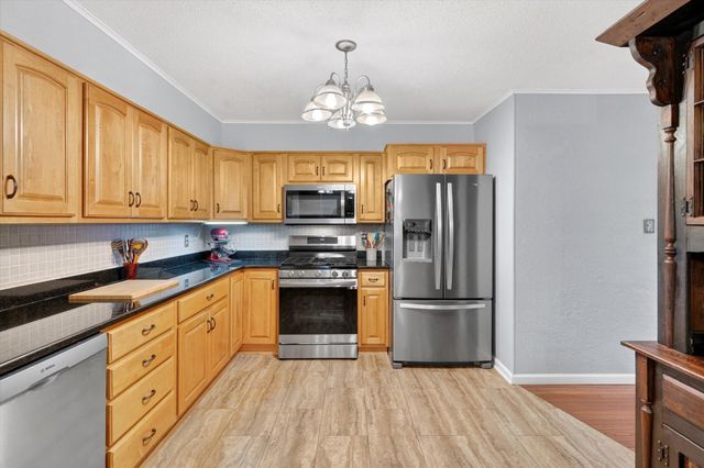 711 N 13th Street, Ozark, MO 65721