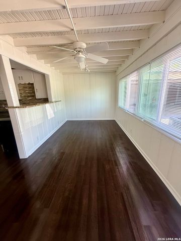 217 Deerwood Dr, San Antonio, TX 78209