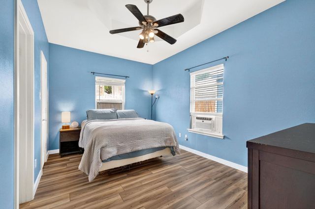 1100 Mira Loma LN, San Marcos, TX 78666