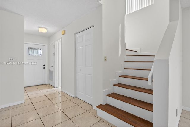 1343 Sussex Dr, North Lauderdale, FL 33068