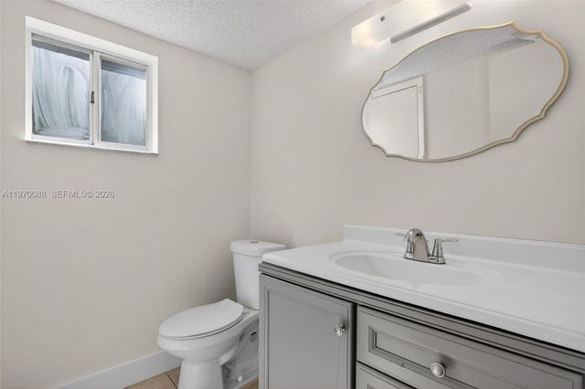 1343 Sussex Dr, North Lauderdale, FL 33068