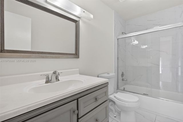 1343 Sussex Dr, North Lauderdale, FL 33068