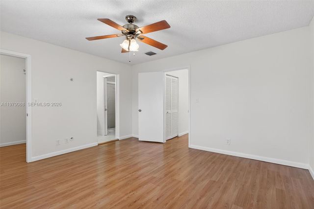 1343 Sussex Dr, North Lauderdale, FL 33068