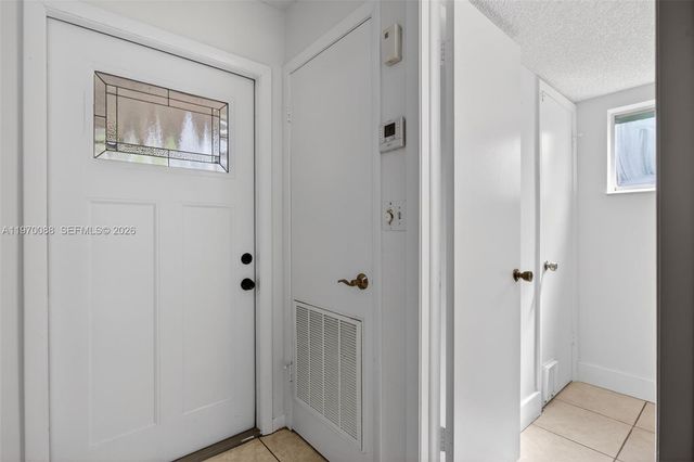 1343 Sussex Dr, North Lauderdale, FL 33068