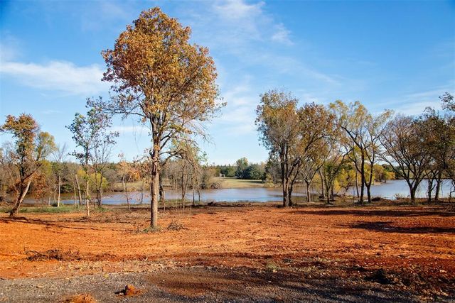 7400 Old Oak Trail, Guthrie, OK 73044