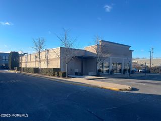 1914 Route 35, 3, Oakhurst, NJ 07755