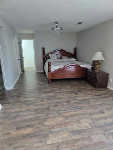 2301 Lantern Lane W, Mobile, AL 36693