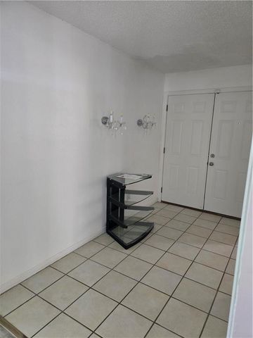 2301 Lantern Lane W, Mobile, AL 36693