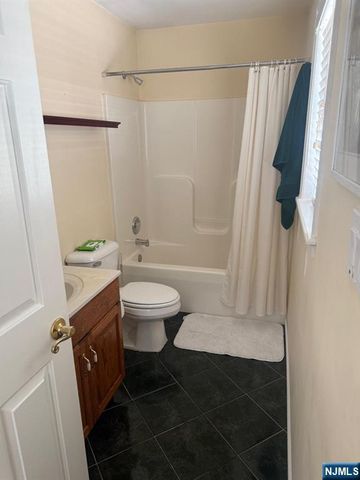 2-02 Fair Lawn Avenue, Fair Lawn, NJ 07410