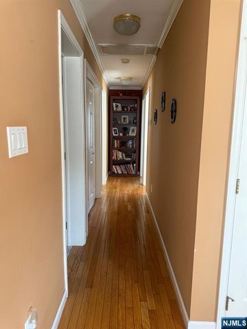 2-02 Fair Lawn Avenue, Fair Lawn, NJ 07410