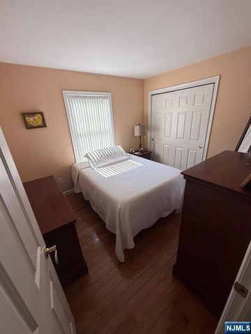 2-02 Fair Lawn Avenue, Fair Lawn, NJ 07410