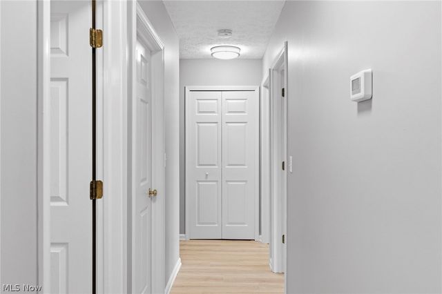 39292 Camelot Way, Avon, OH 44011