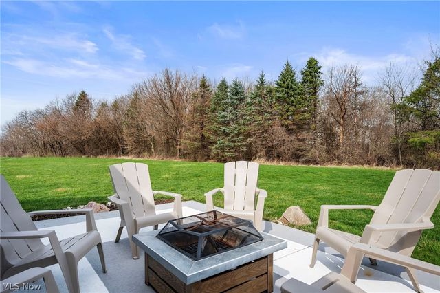 39292 Camelot Way, Avon, OH 44011