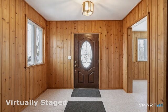 31 Valerie Lane, Danbury, CT 06811