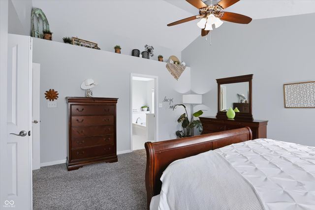 5517 W Stoneview Trail, Mccordsville, IN 46055