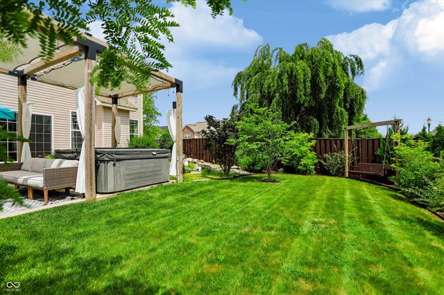 5517 W Stoneview Trail, Mccordsville, IN 46055