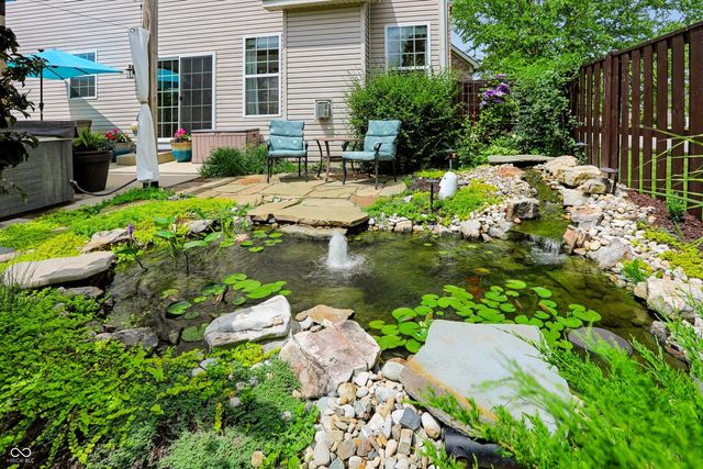 5517 W Stoneview Trail, Mccordsville, IN 46055