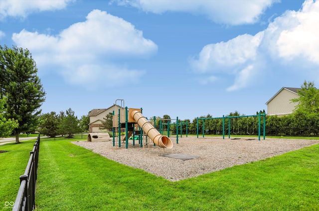 5517 W Stoneview Trail, Mccordsville, IN 46055