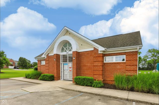 5517 W Stoneview Trail, Mccordsville, IN 46055