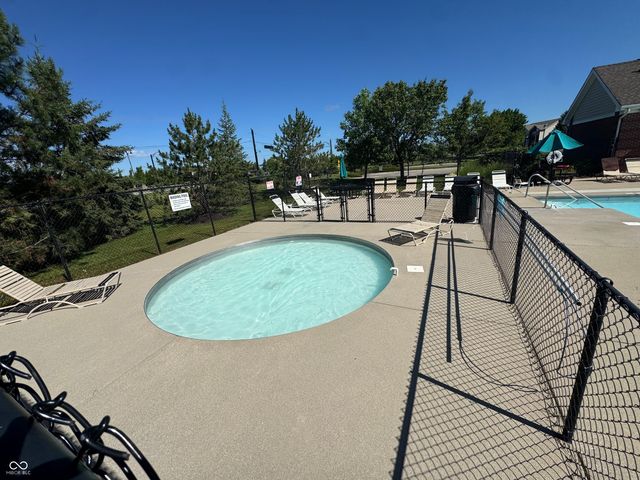 5517 W Stoneview Trail, Mccordsville, IN 46055