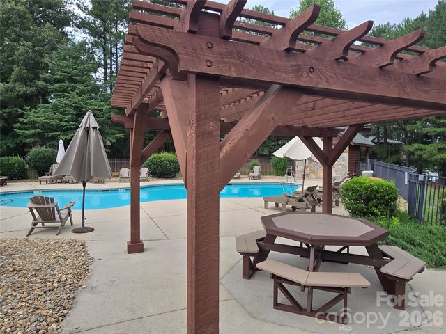 5582 Bridgewater Drive 206, Granite Falls, NC 28630