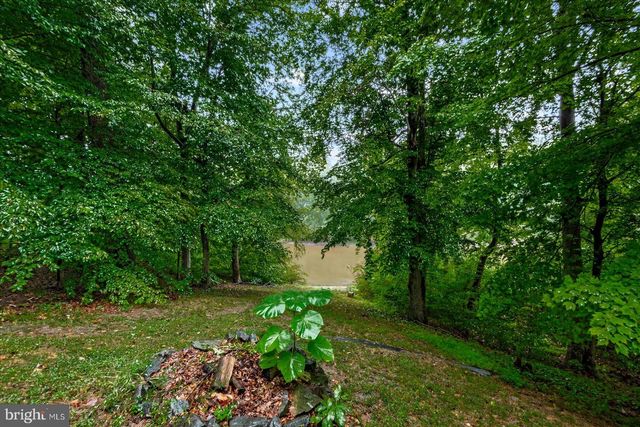 6264 WHEELER DR, King George, VA 22485