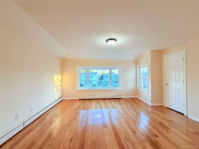 239-13 86th Avenue 2nd Floor, Bellerose, NY 11426
