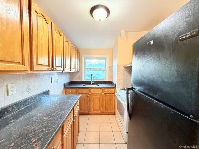 239-13 86th Avenue 2nd Floor, Bellerose, NY 11426