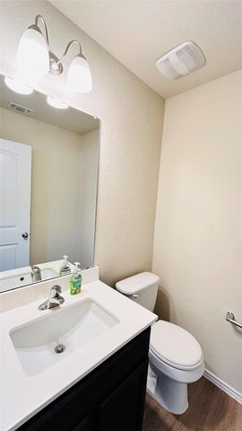 180 Onna ST, Taylor, TX 76574