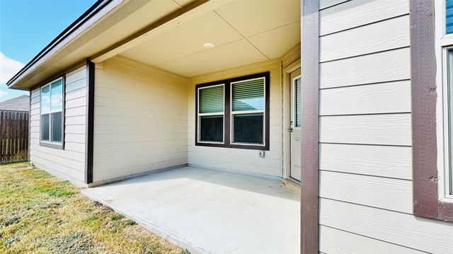 180 Onna ST, Taylor, TX 76574