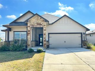 180 Onna ST, Taylor, TX 76574