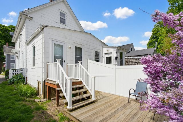30 South Pine Street, Dover, NH 03820