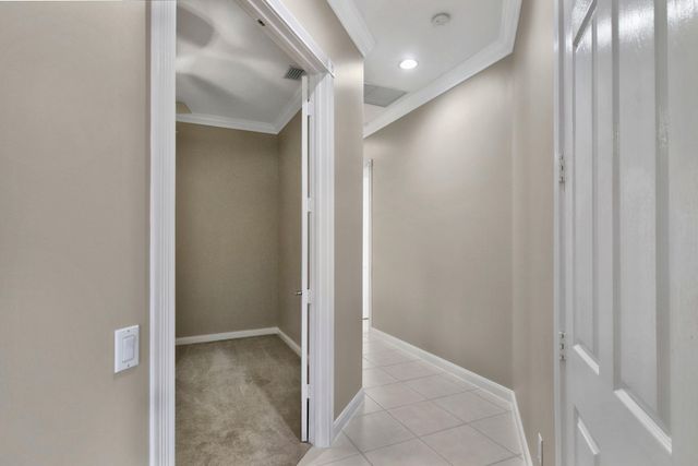 2077 Futana Way, Wellington, FL 33414